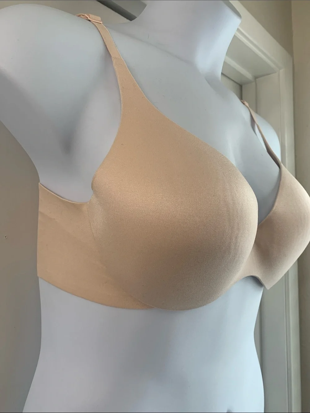 Victoria's Secret Light Pink Flex Factor Lightly Lined Plunge Demi Bra 36D